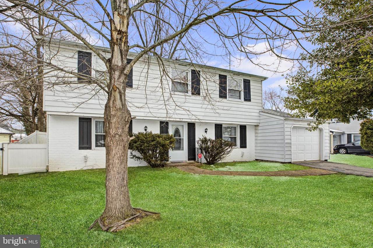 52 Beaverdale Lane - Photo 1