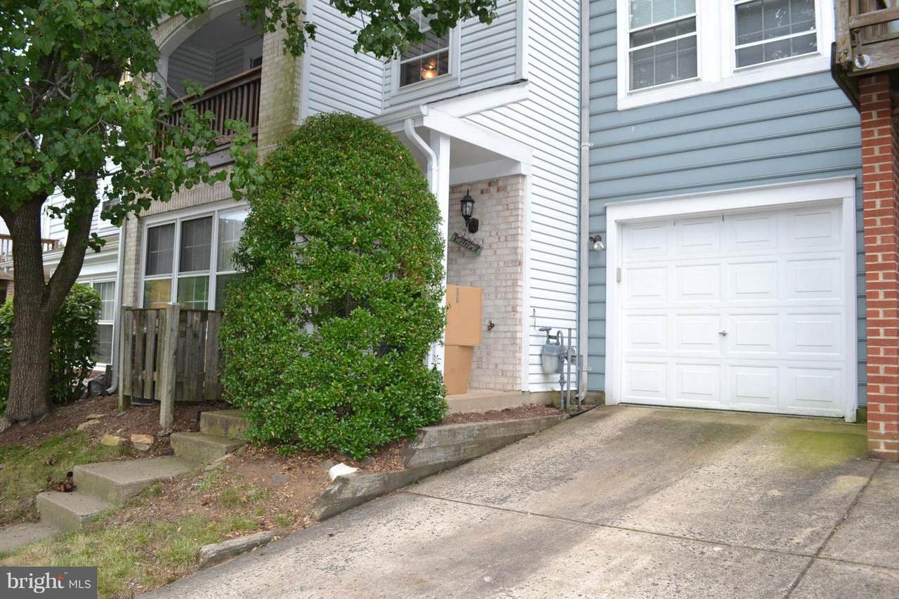 11109 Stagestone Way - Photo 1