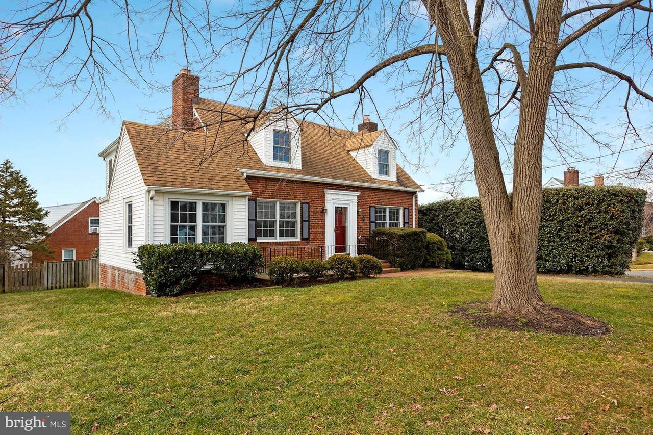 2510 Columbus Street - Photo 1