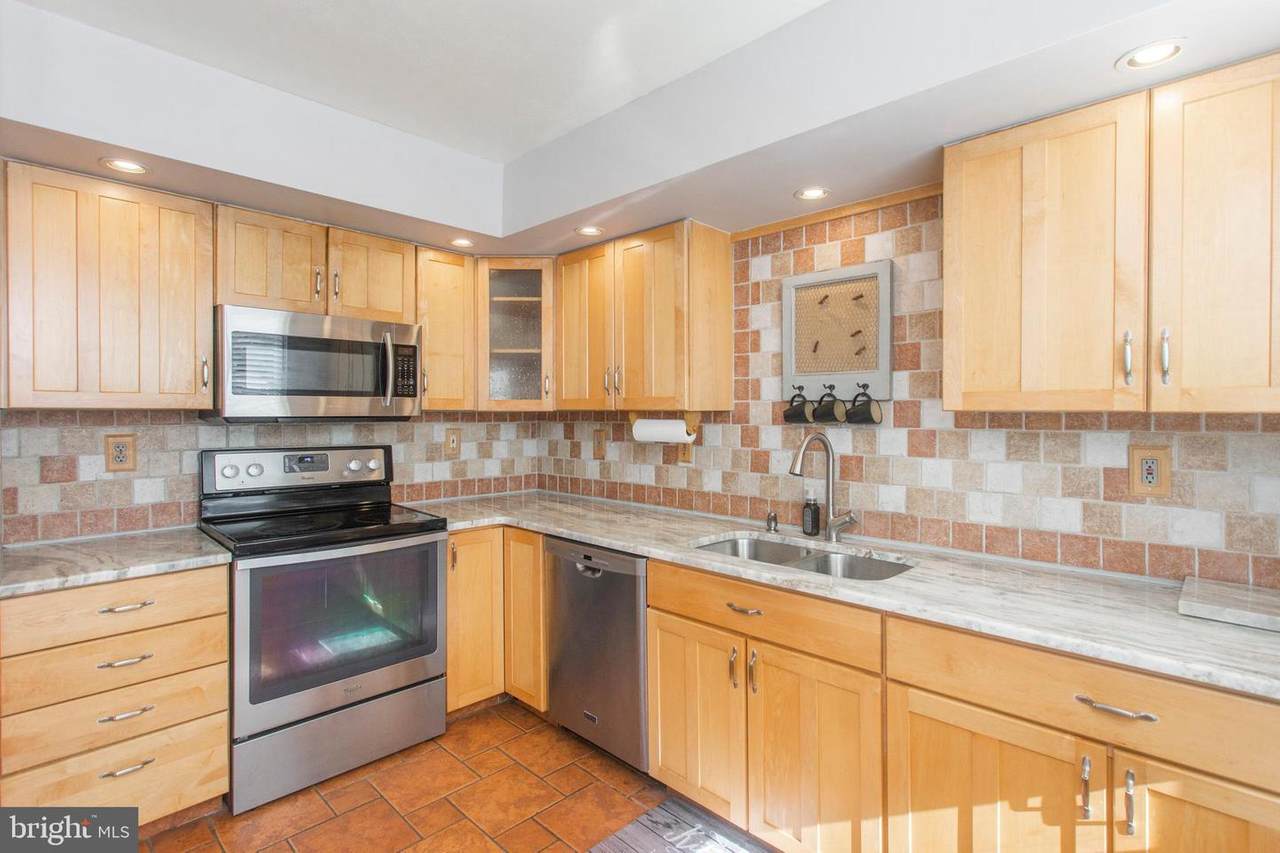 433 Mount Vernon Circle - Photo 1
