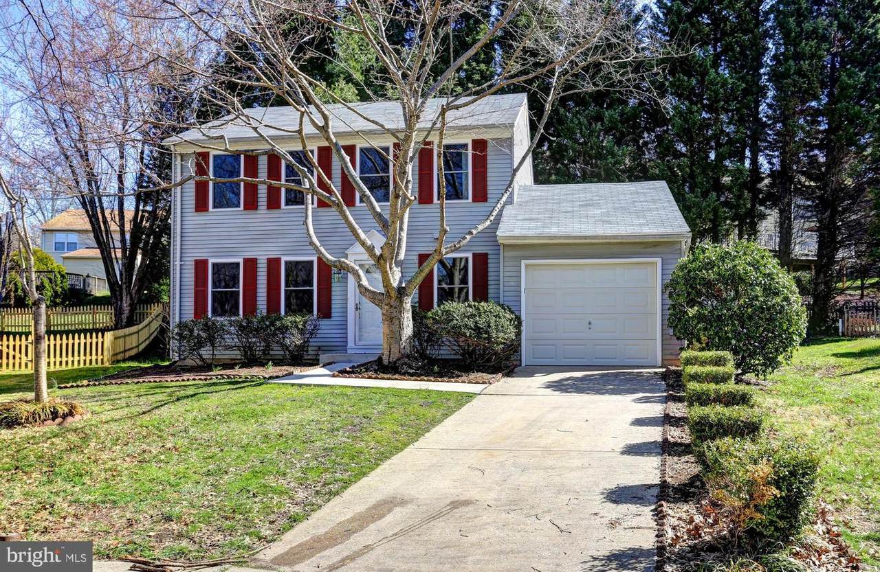 284 Kings College Court - Photo 1