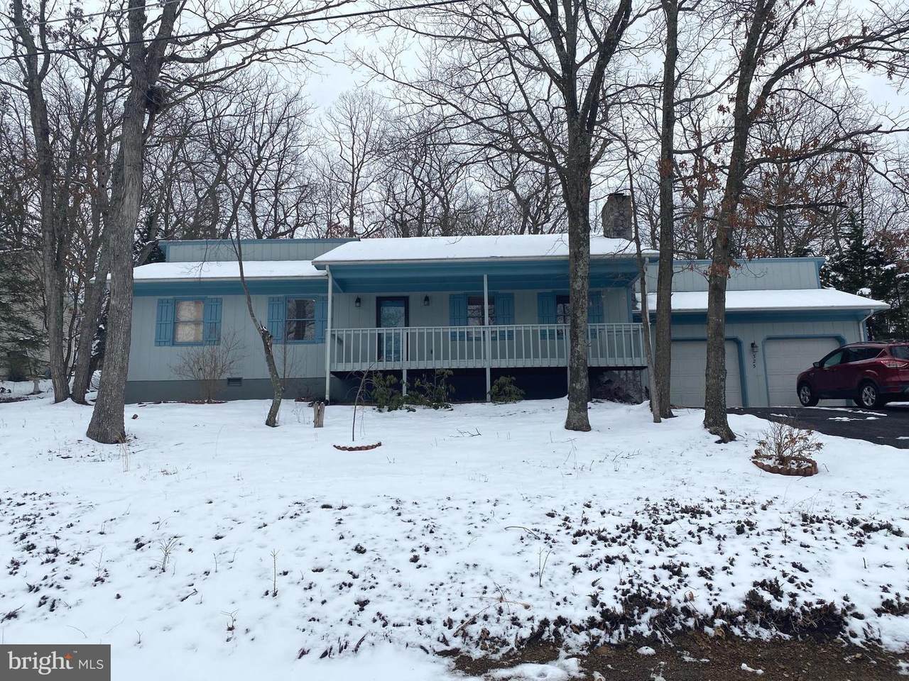 325 Overlook Drive - Photo 1