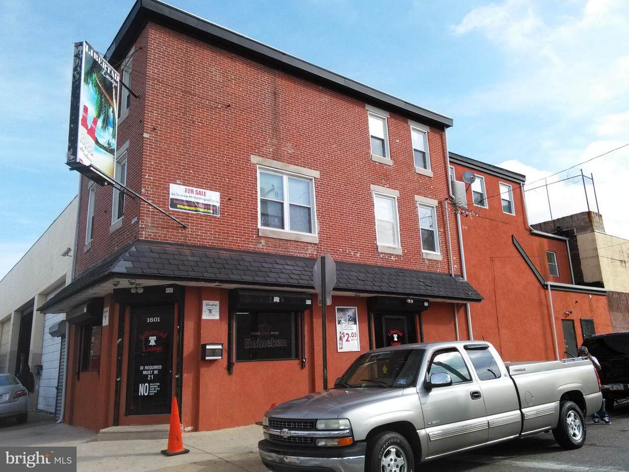 1601 5TH Street - Photo 1