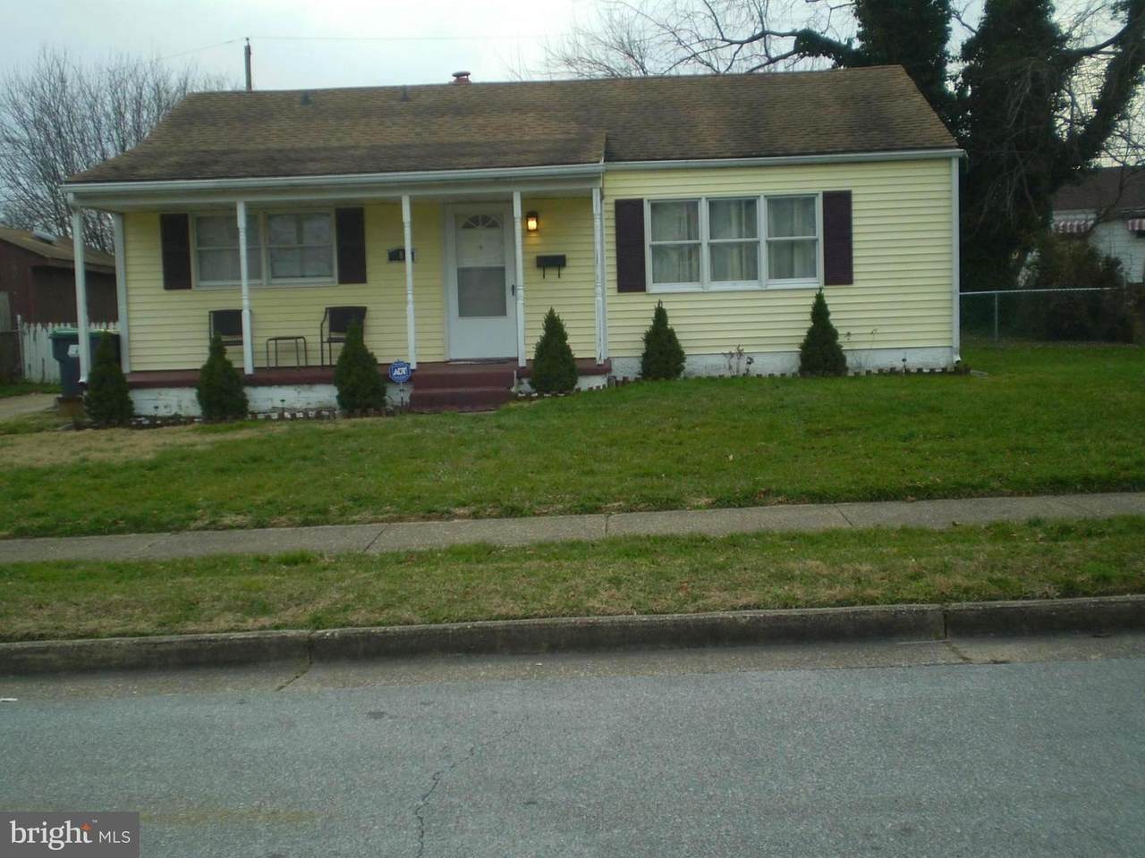 8 Burton Avenue - Photo 1