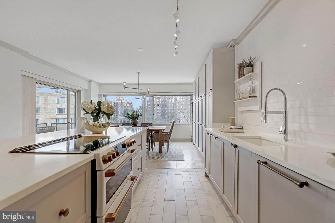 4101 Cathedral Avenue - Photo 1