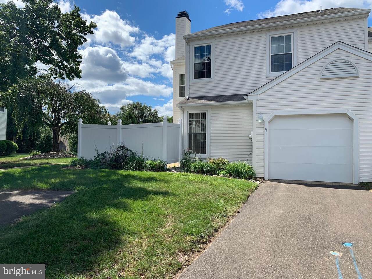 67 Portsmouth Court - Photo 1