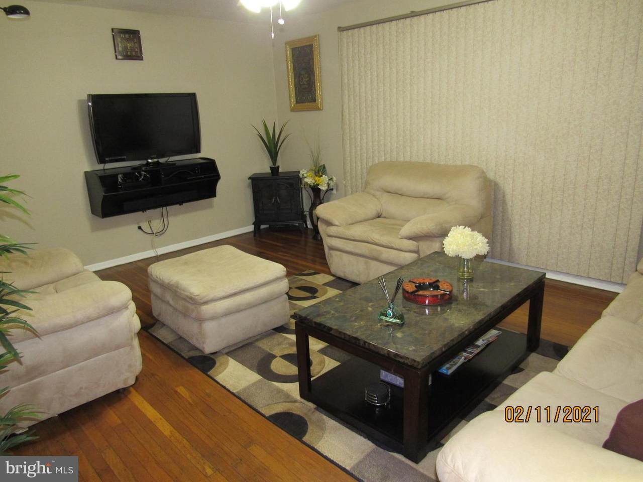 3583 Nottingham Lane - Photo 1