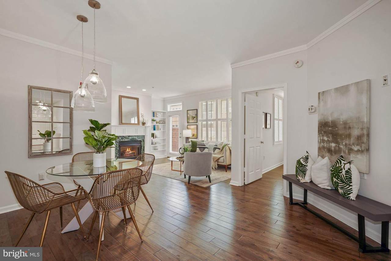 2004 11TH Street - Photo 1