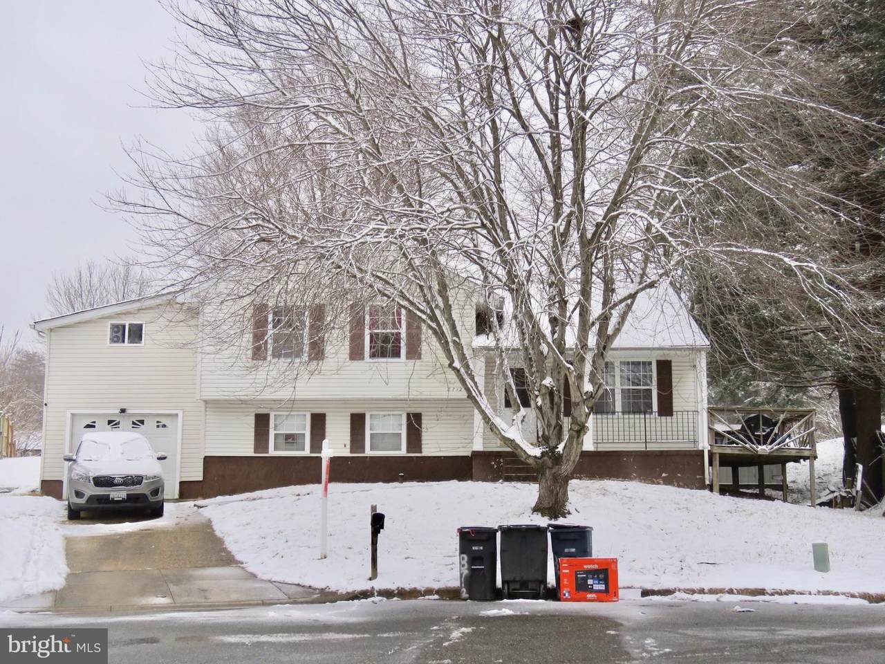 8712 Jeremy Court - Photo 1