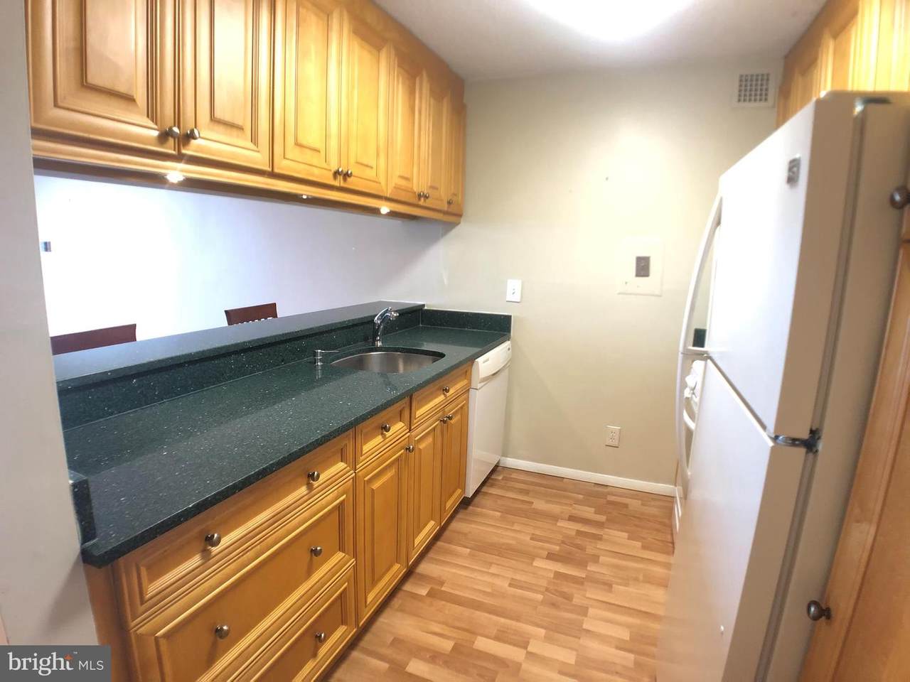 11801 Rockville Pike - Photo 1