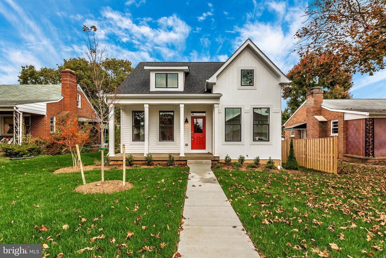 313 Central Avenue - Photo 1