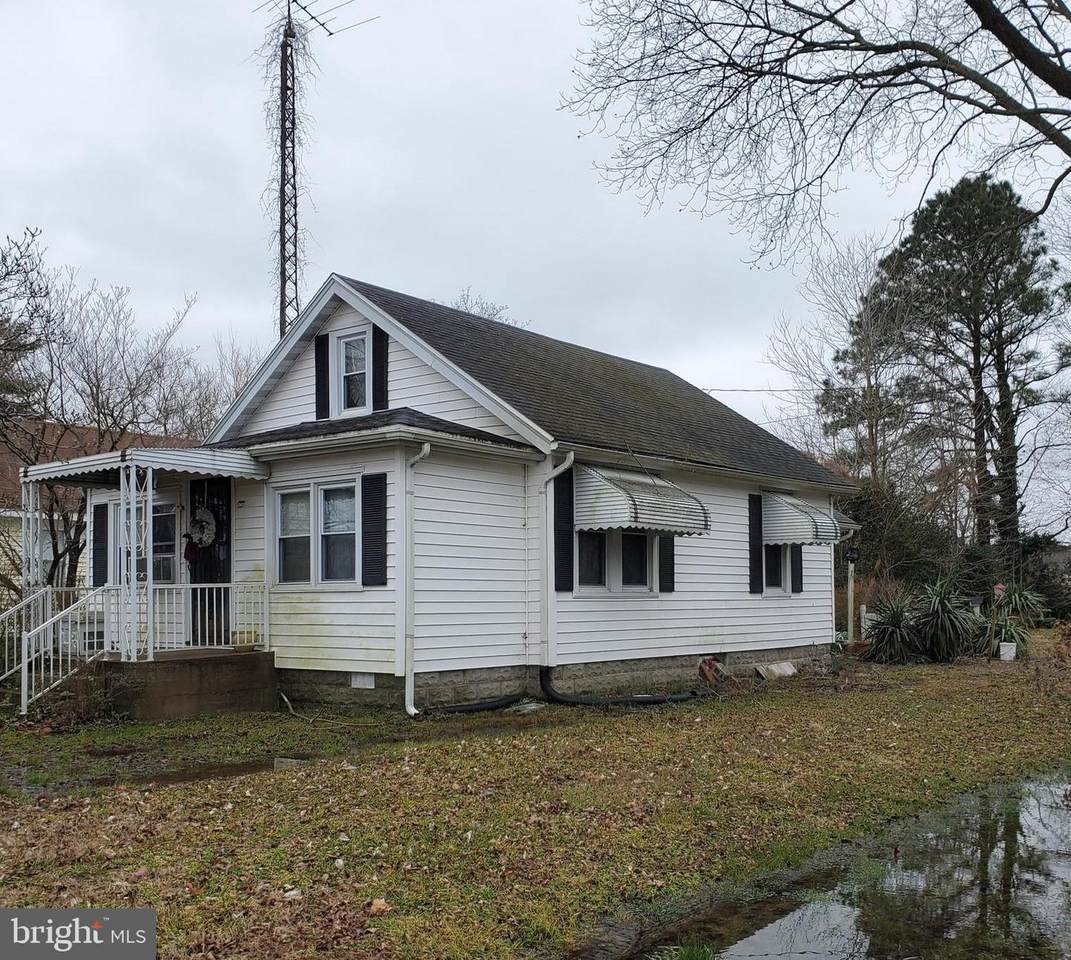2257 Hudson Road - Photo 1