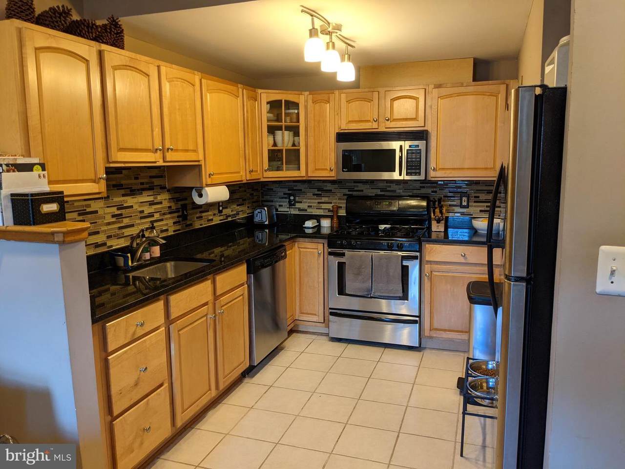 223 Florida Avenue - Photo 1