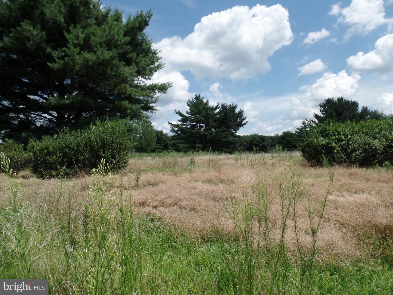 325 Bridgeton Pike - Photo 1
