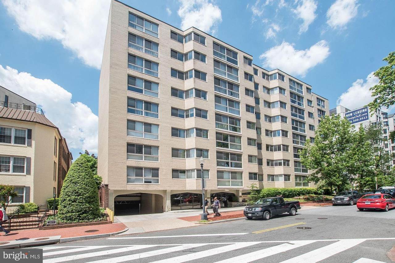 922 24TH Street - Photo 1