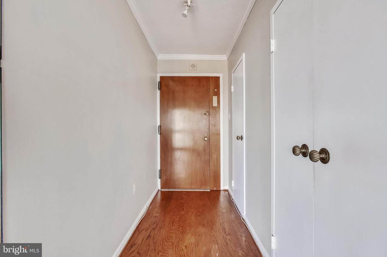 400 Madison Street - Photo 1