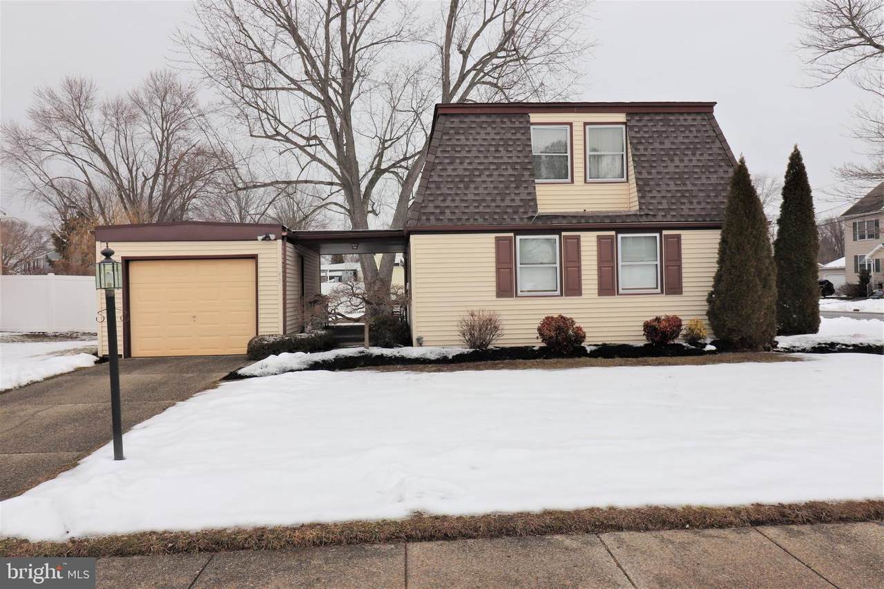 43 Glenwood Road - Photo 1