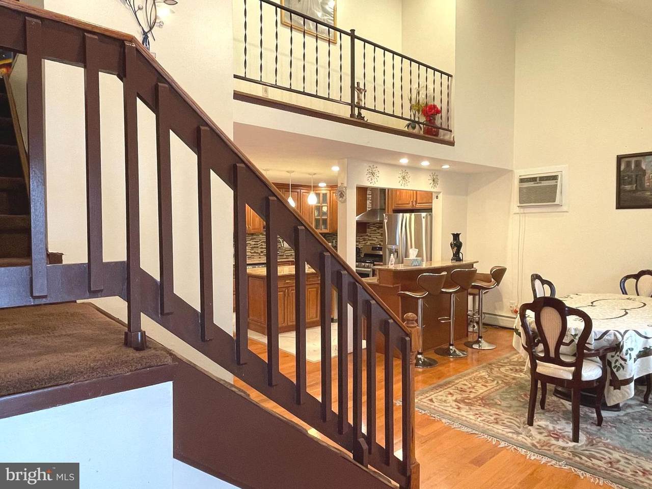 712 Central Avenue - Photo 1