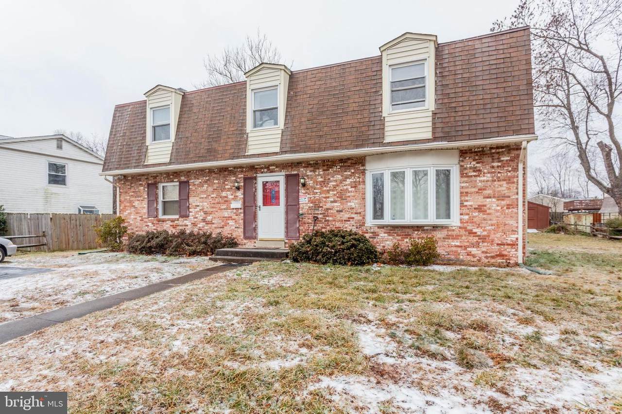 319 Missouri Avenue - Photo 1