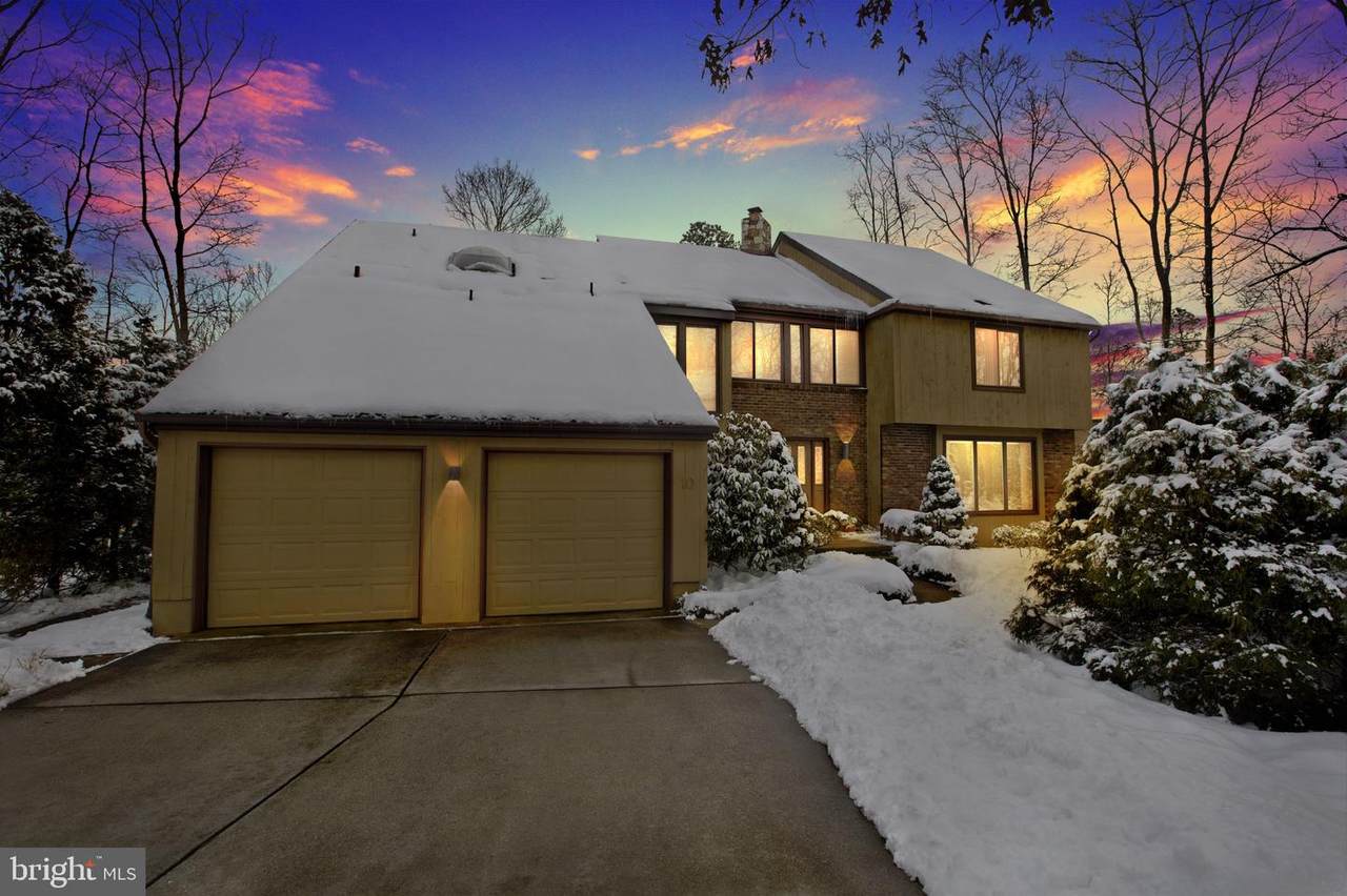 10 Cedar Hill Court - Photo 1