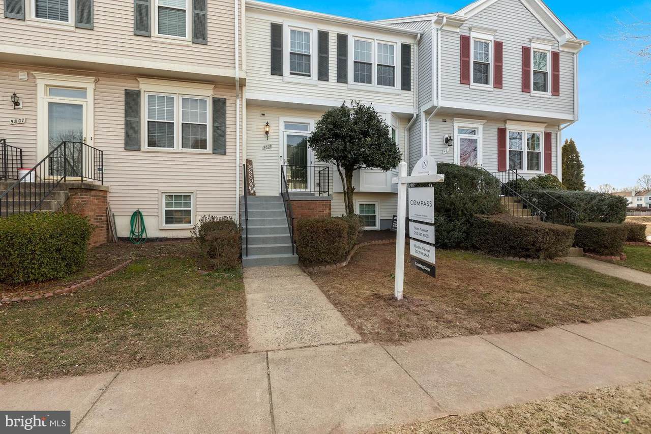 5809 Watermark Circle - Photo 1