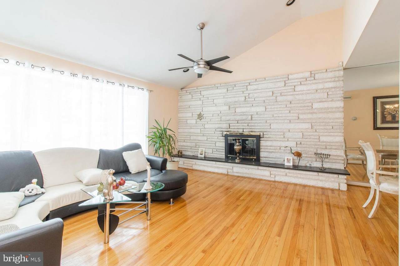 9233 Darlington Road - Photo 1