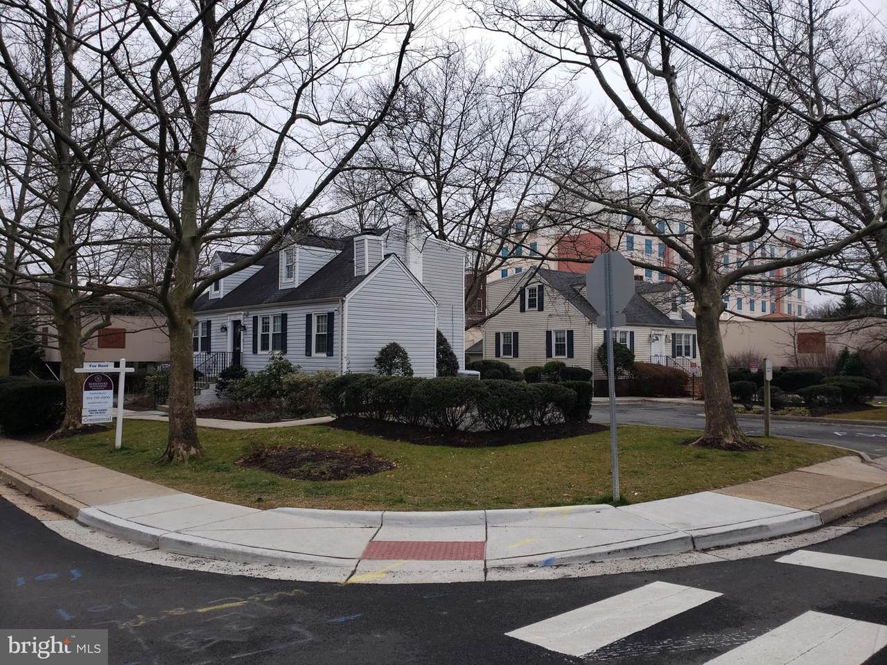 Park Ave And Oak Street - Photo 1