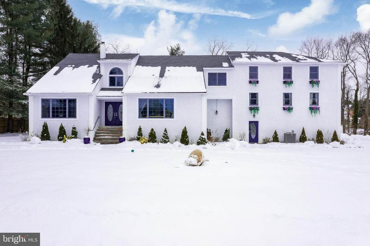 925 Mcelwee Road - Photo 1