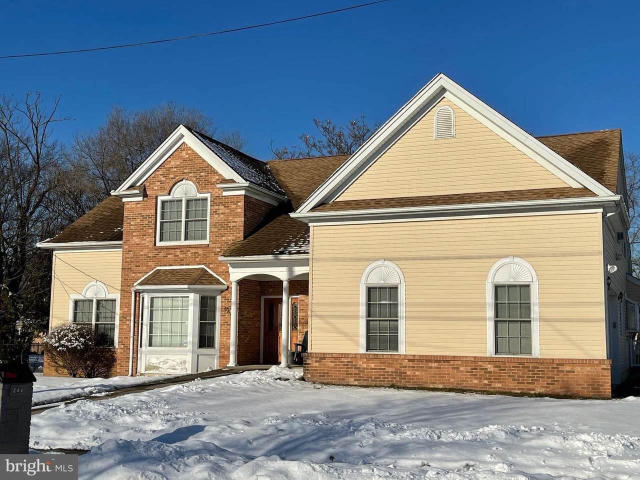 244 Wilfred Avenue - Photo 1