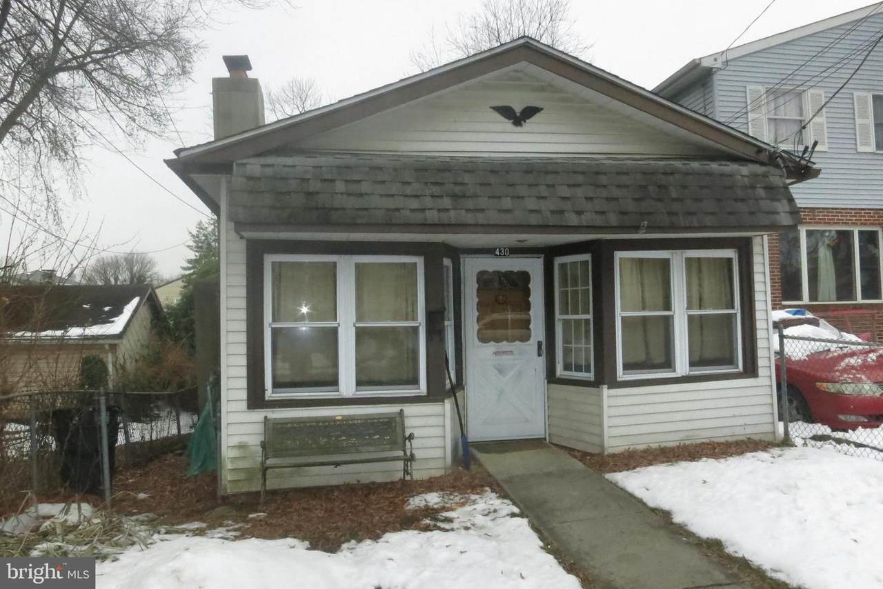 430 Charmont Avenue - Photo 1