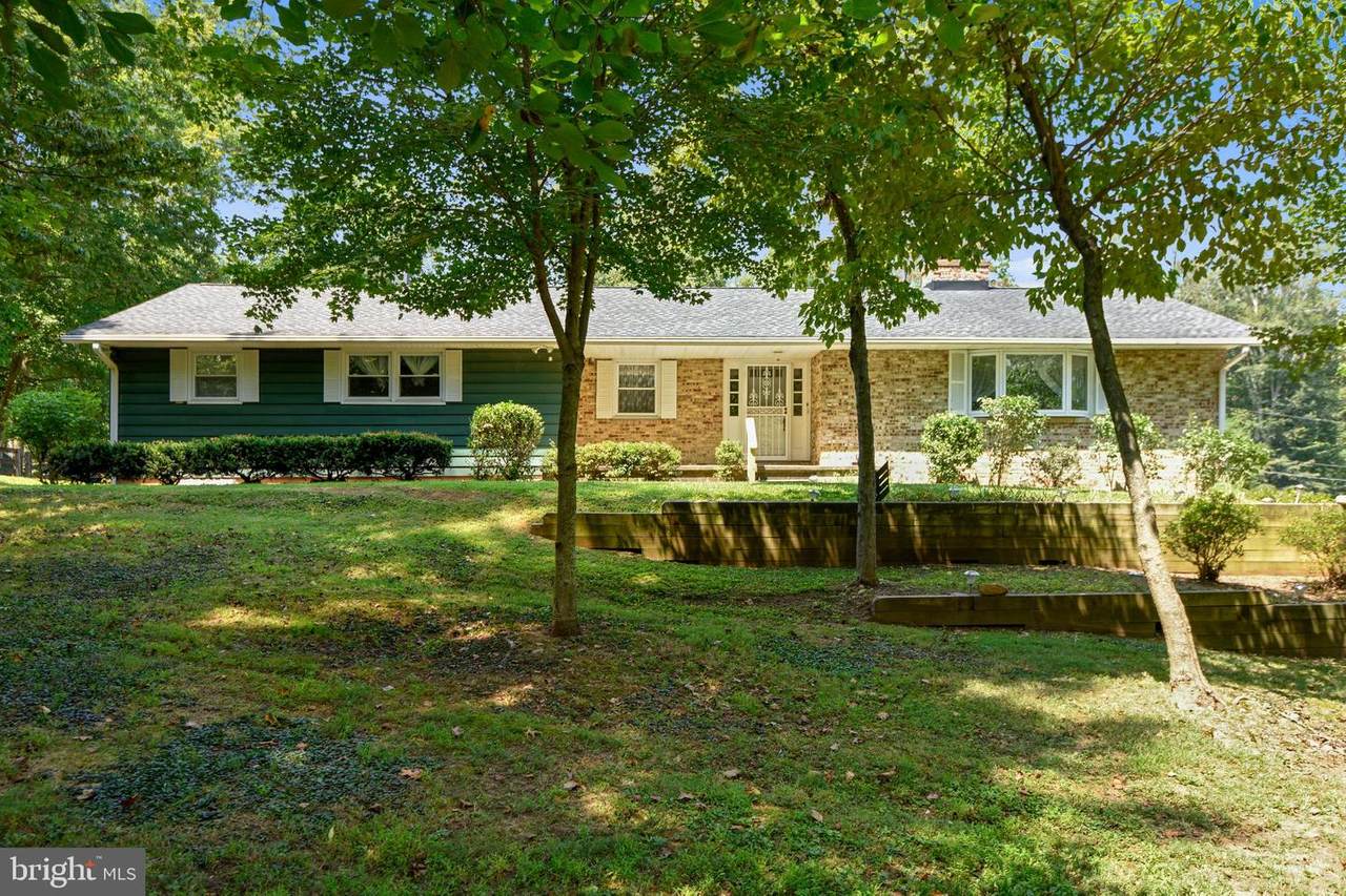 5319 Airport Drive - Photo 1