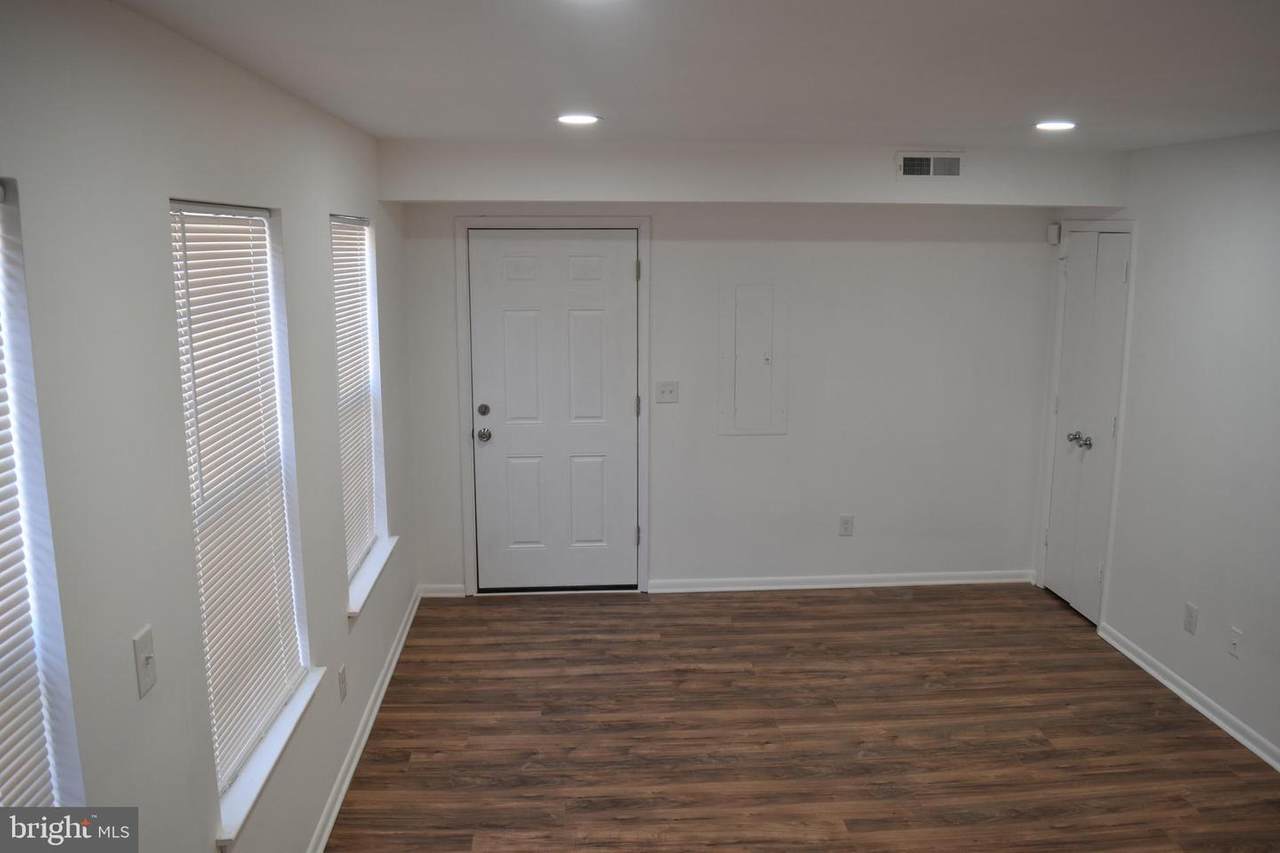 303 Chapel Street - Photo 1
