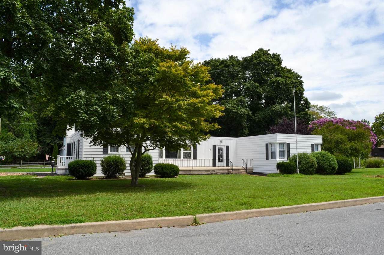 6 Robinson Street - Photo 1
