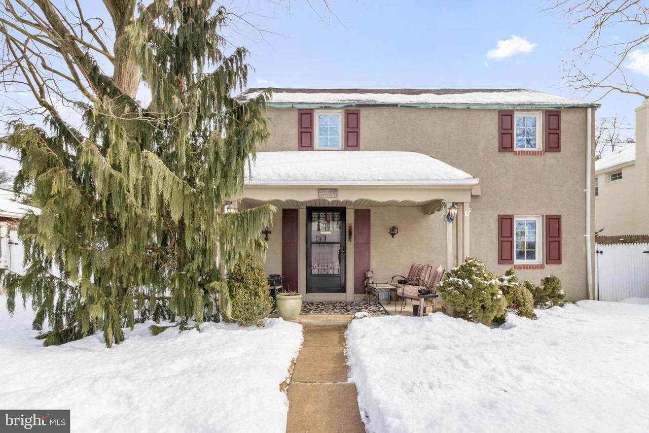 204 Allison Road - Photo 1