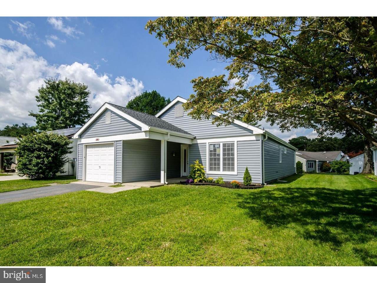 242 Huntington Drive - Photo 1