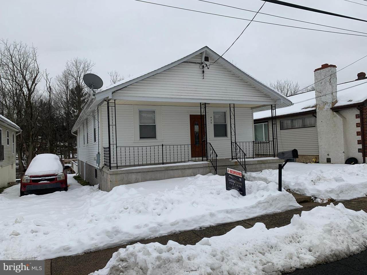 430 Railroad Avenue - Photo 1