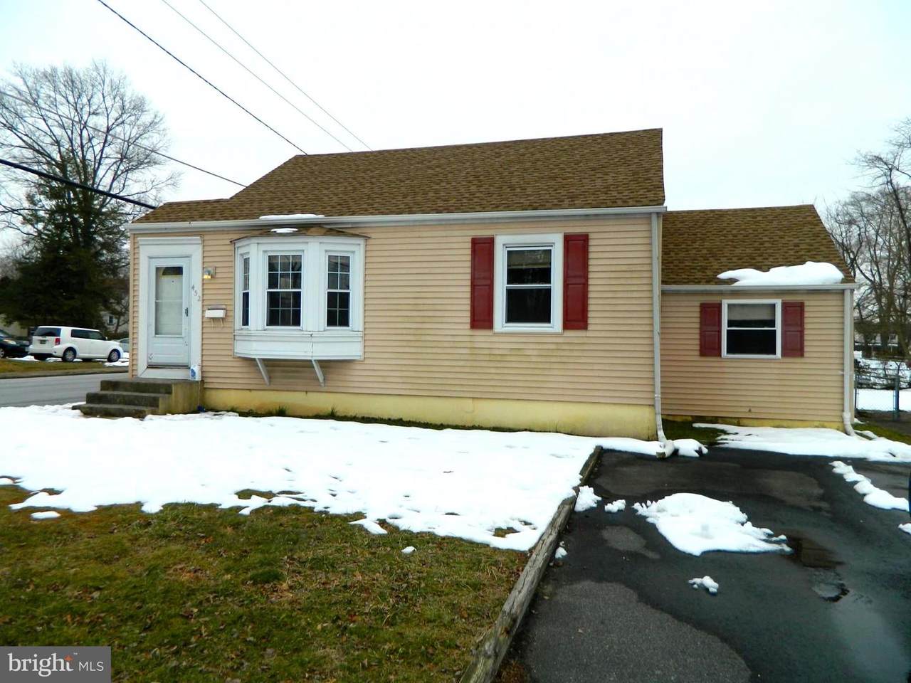 452 Browning Road - Photo 1