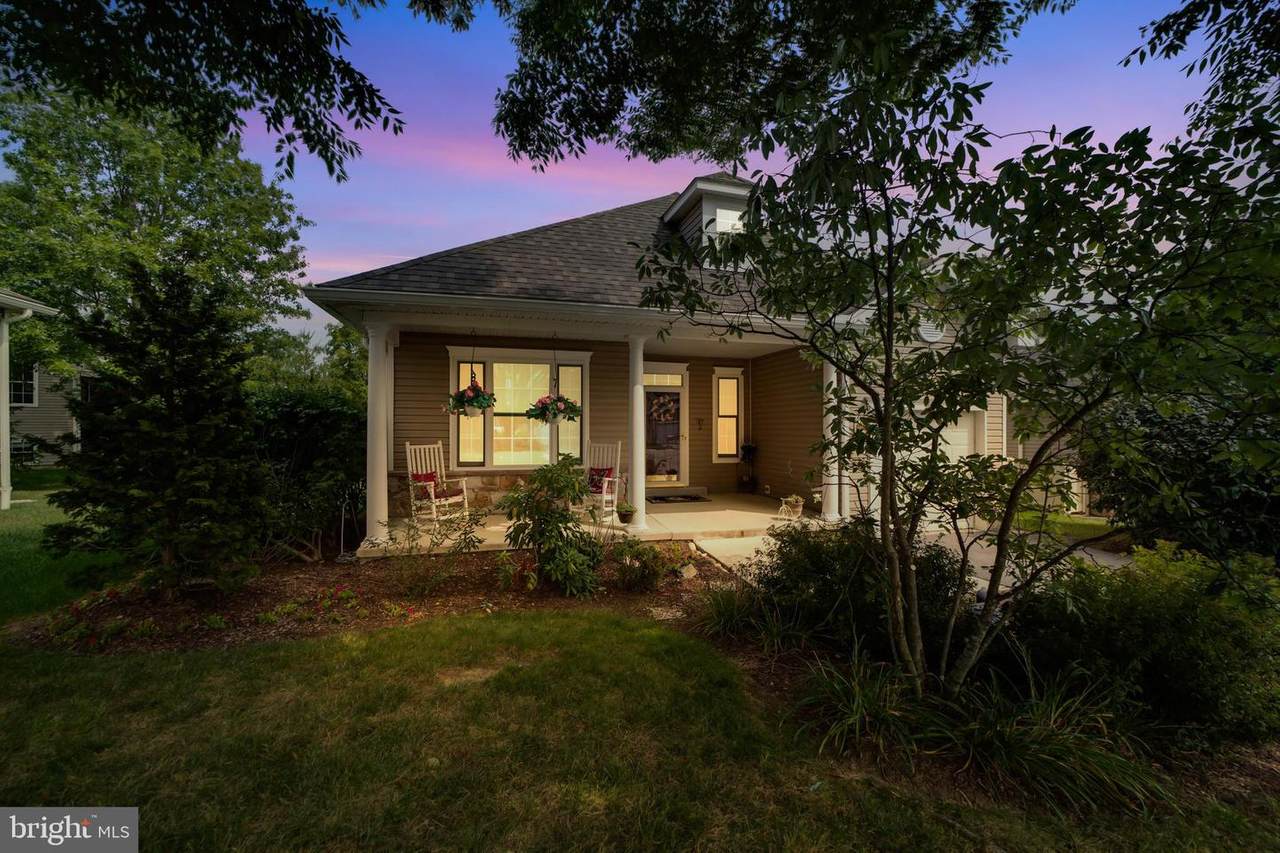 1483 Quaker Ridge - Photo 1