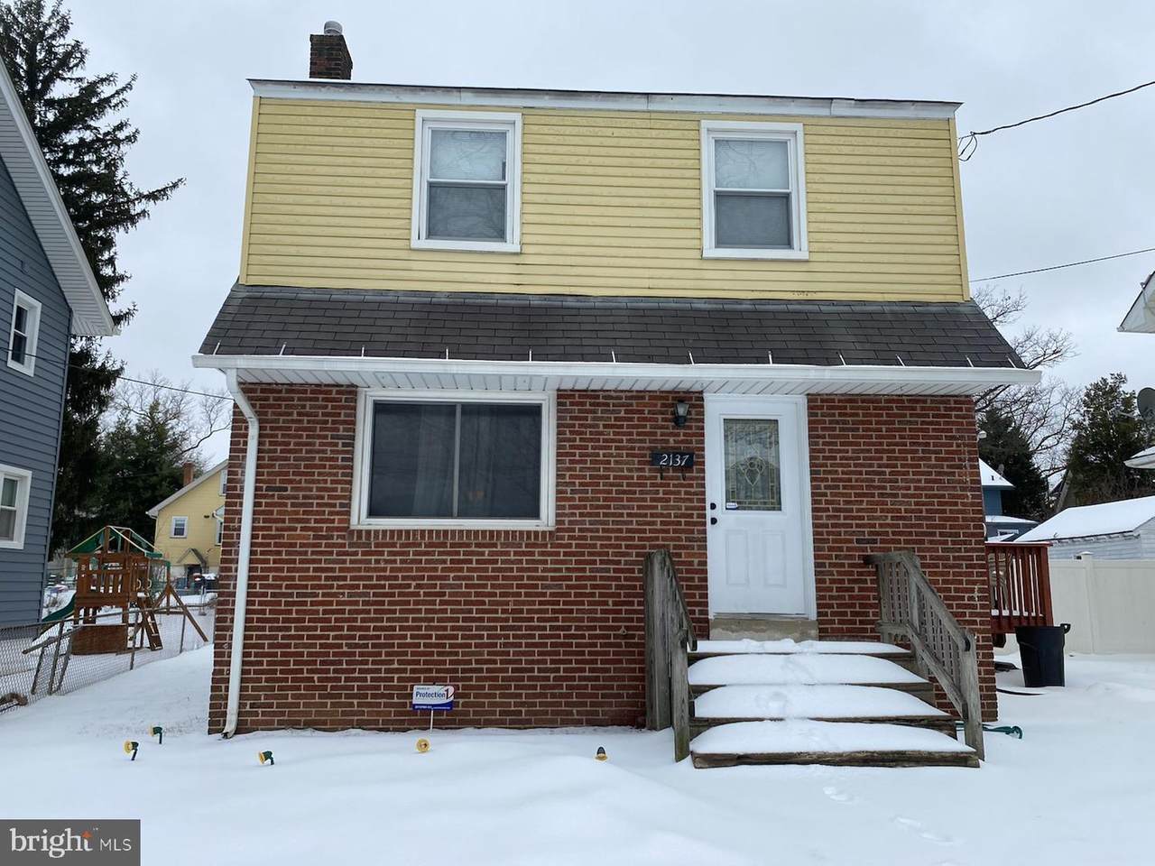 2137 Gross Avenue - Photo 1