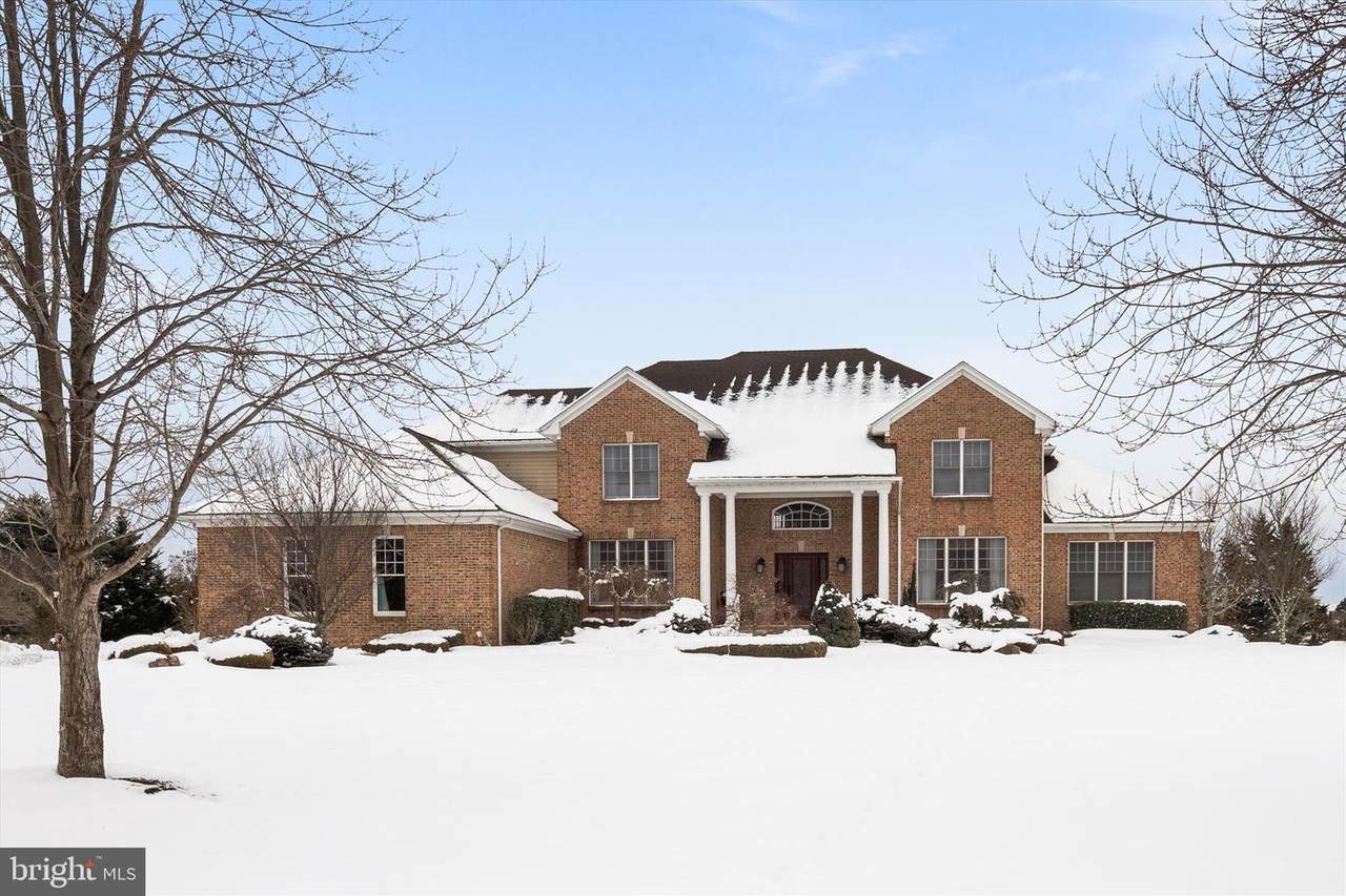 9 Jonathan Drive - Photo 1