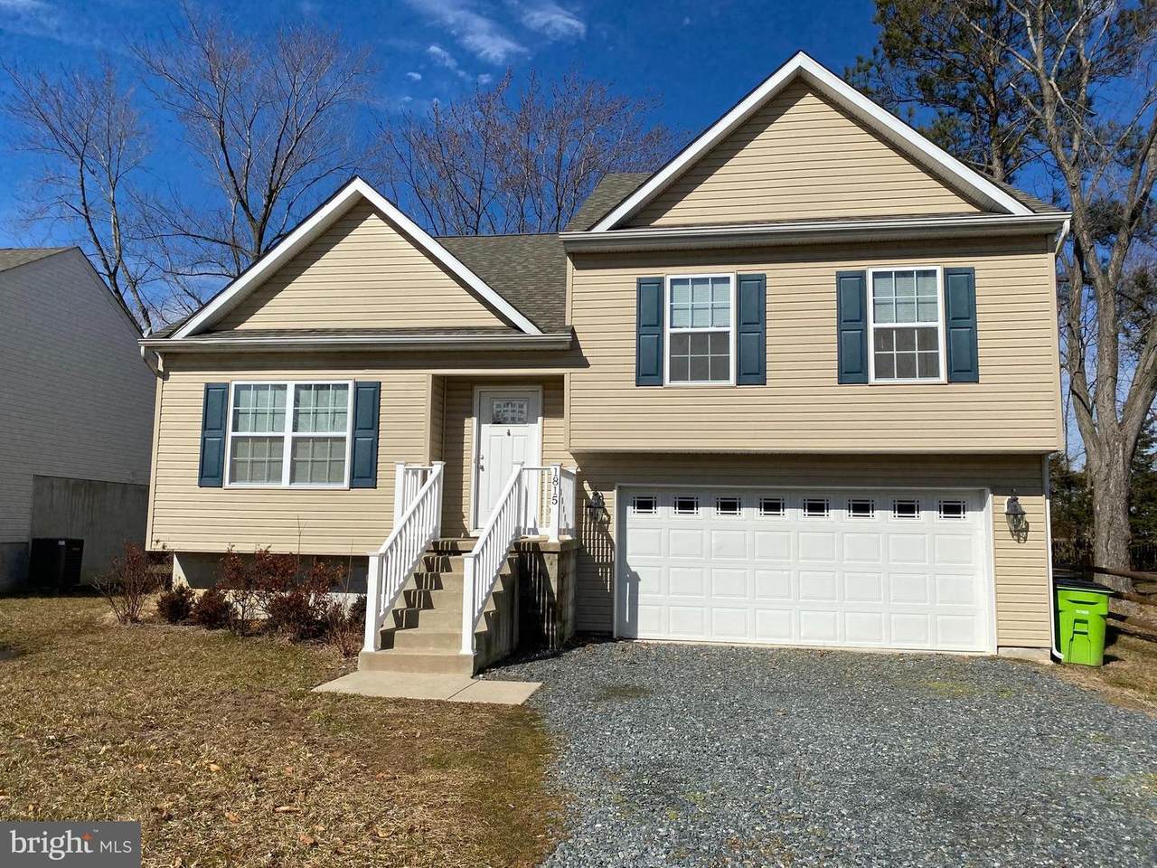 1815 Churchhill Lane - Photo 1