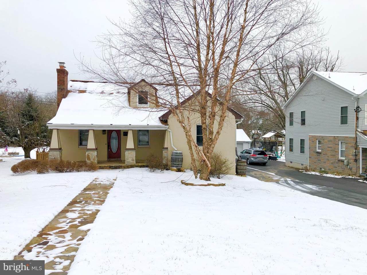 10155 High Ridge Road - Photo 1