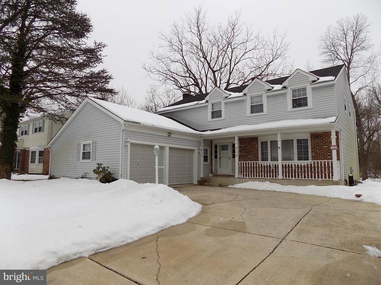 765 Cornwallis Drive - Photo 1