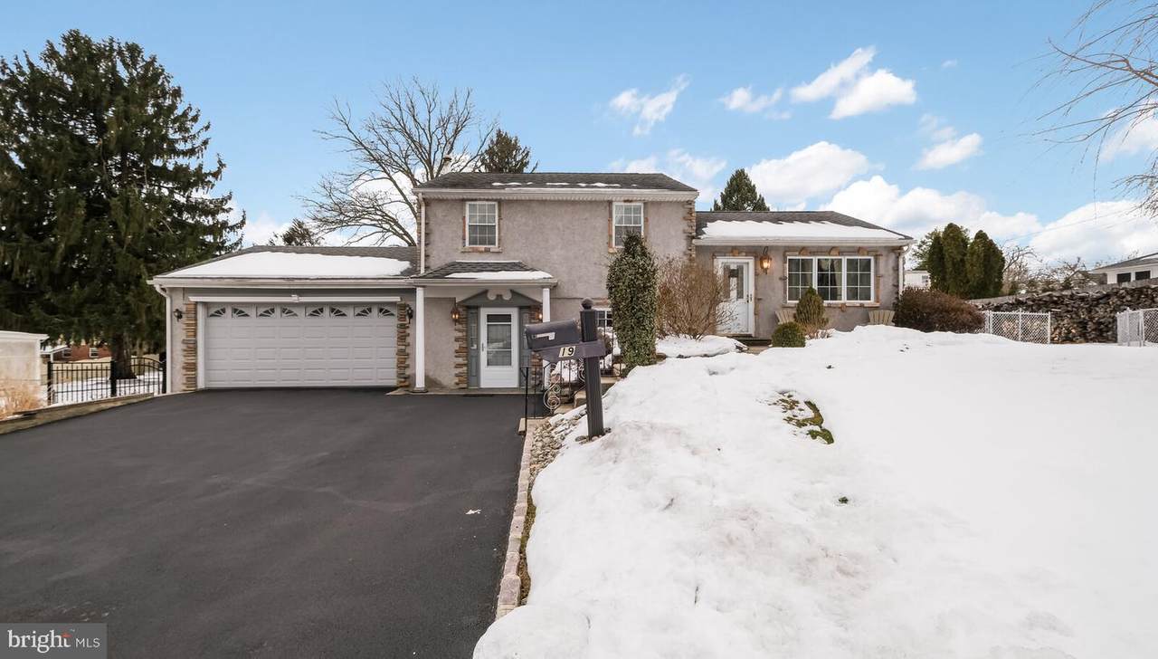 19 Lewis Street - Photo 1