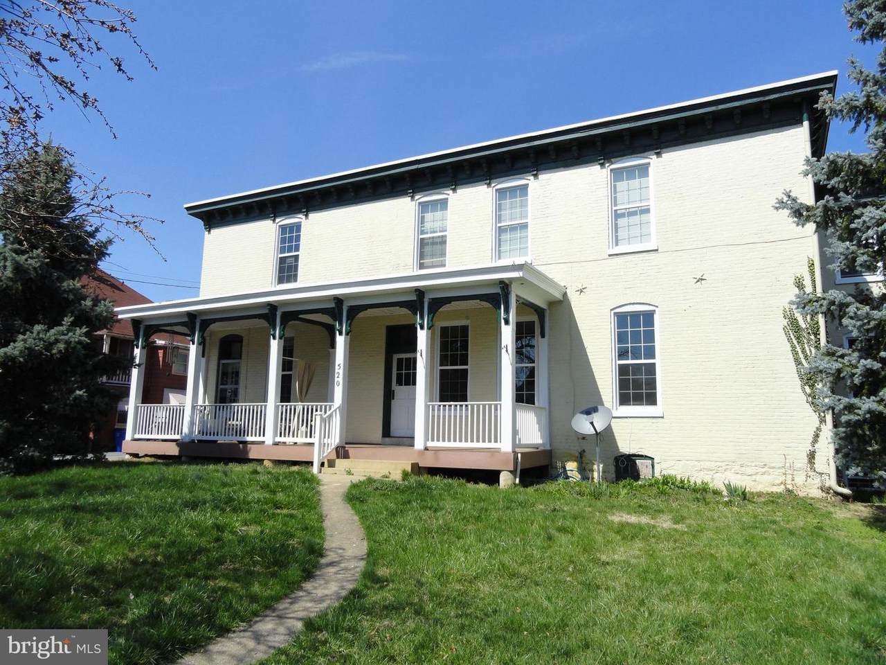 520 Reynolds Avenue - Photo 1