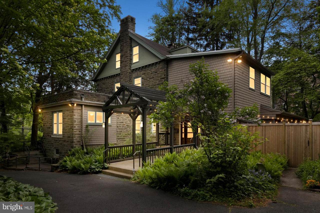 201-203 Greenwood Avenue - Photo 1