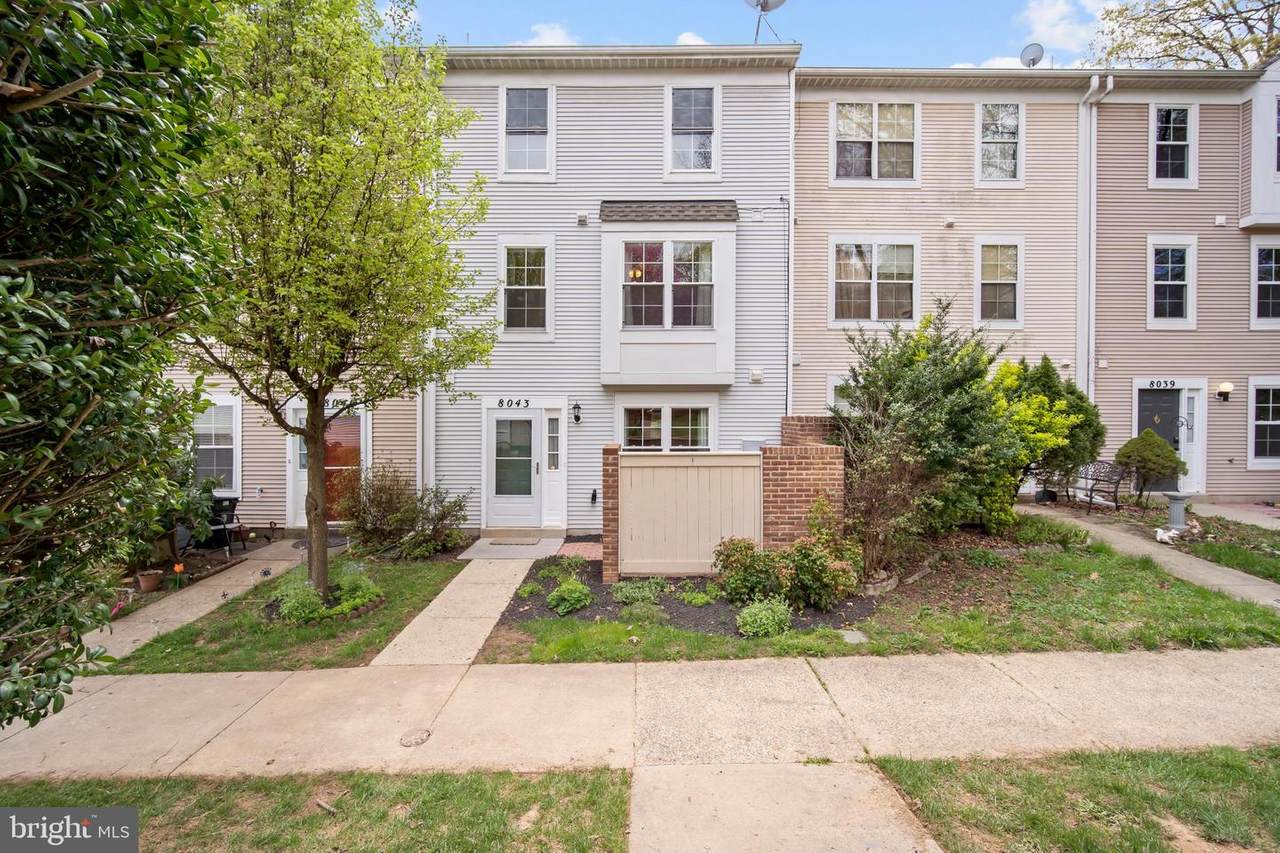 8043 Harbor Tree Way - Photo 1