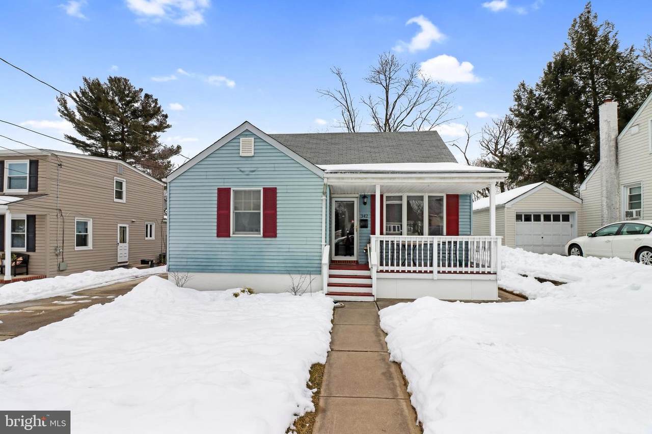 342 Redwood Avenue - Photo 1