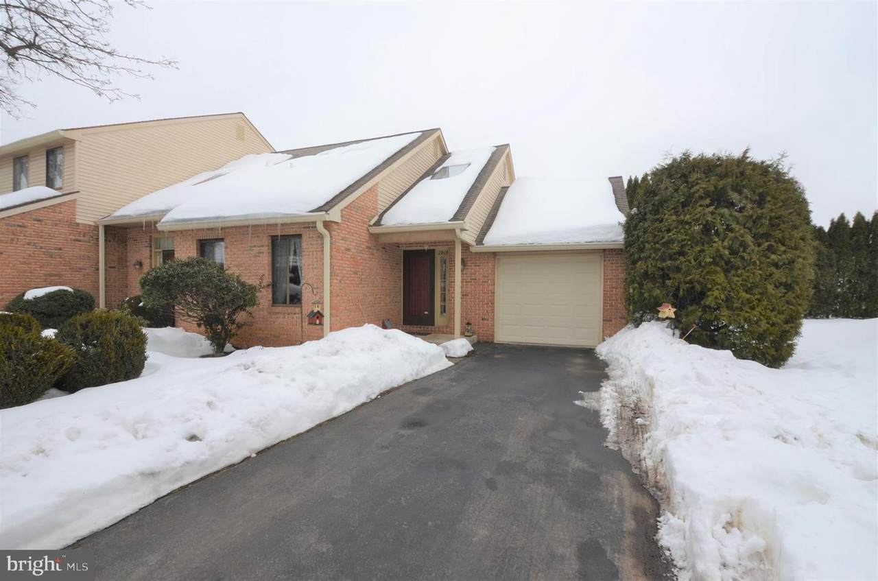 2860 Greenleaf Court - Photo 1