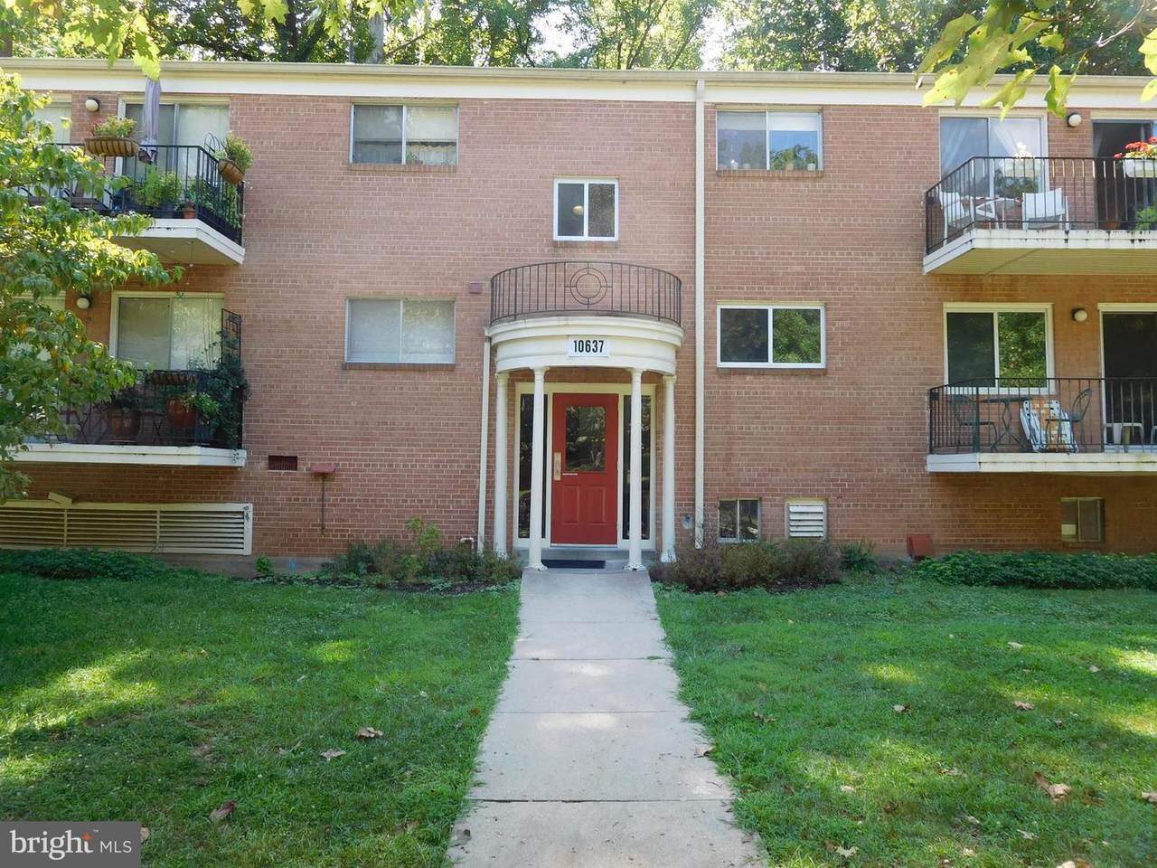 10637 Weymouth Street - Photo 1